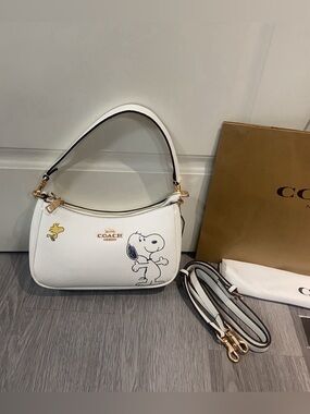 Coach x Peanuts Snoopy White Leather Hobo Shoulder Crossbody Bag